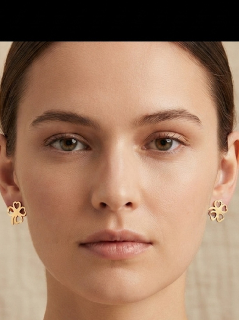 Fashion Jewelry Gold Clover Heart Cutout Stud Earrings